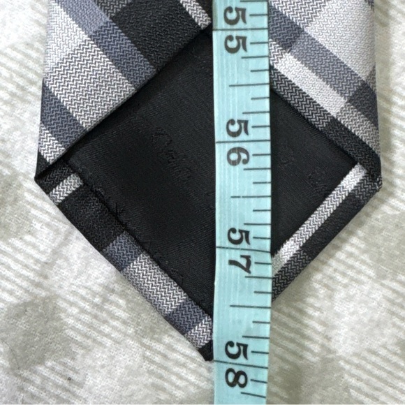 Calvin Klein Men's Neck Tie Grey Plaid Polyester - Picture 6 of 6